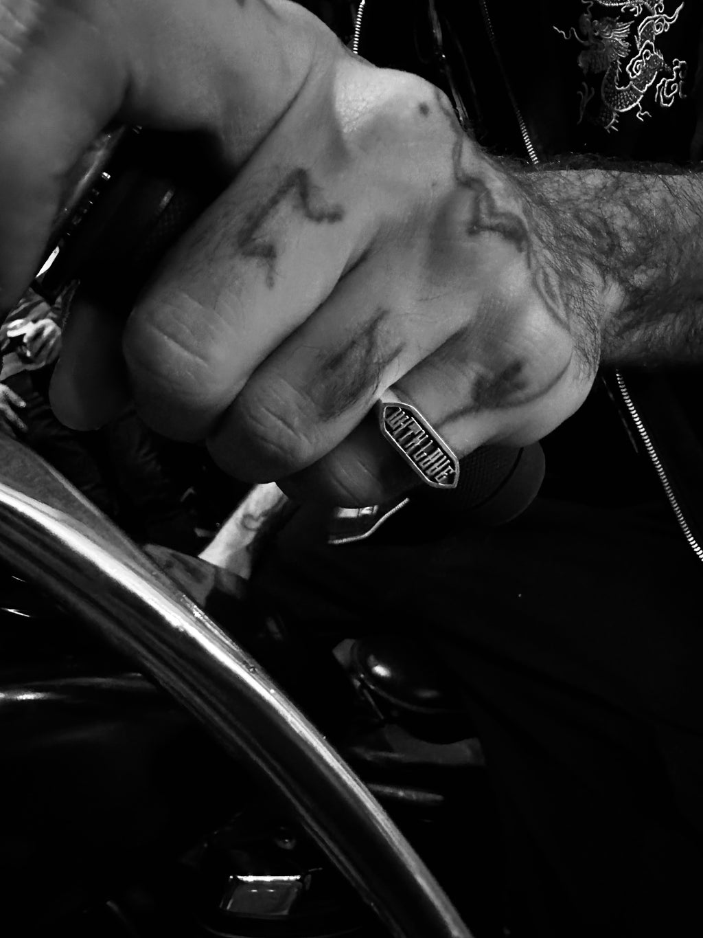 Anillo With Love
